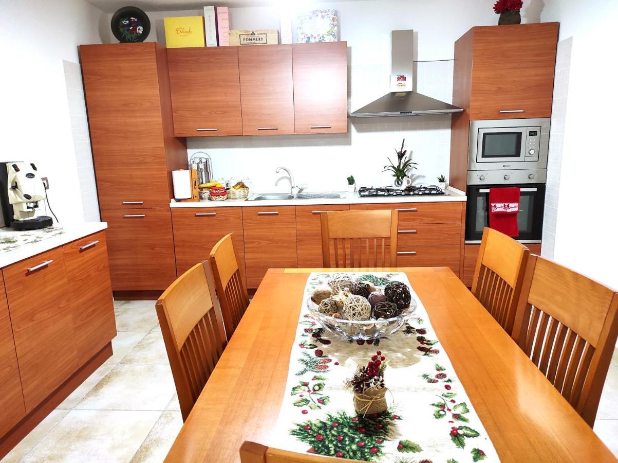 Dadilo - Casa Vacanza & Bed And Breakfast Контурсі Екстер'єр фото